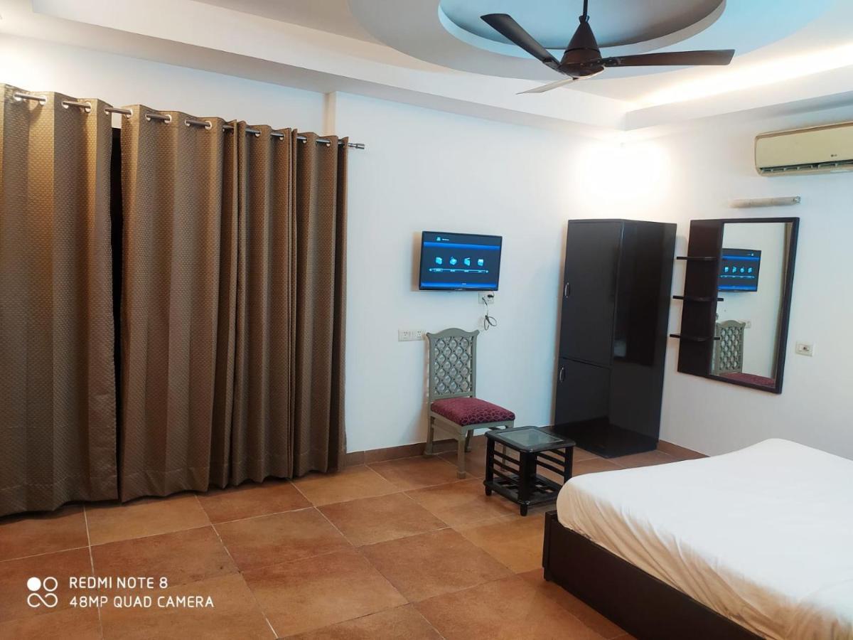 Hotel Delhi Airport Plaza Igi Airport New Delhi Exterior foto